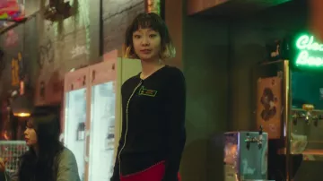 Black Asym­met­ric Cash­mere Cardi­gan worn by Jo Yi Seo (Kim Da-mi) in Itaewon Class Season 1 Episode 6