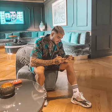Los calcetines Adidas que lleva Thibault García en su cuenta de Instagram @thibaultgarcia