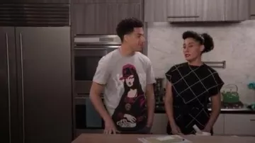 Noire Carreaux Jupe portée par arc-en-ciel Johnson (Tracee Ellis Ross), en black-ish Saison 6 Épisode 18