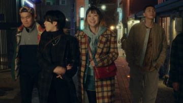 Mul­ti Check Sin­gle Coat worn by Jo Yi Seo (Kim Da-mi) in Itaewon Class Episode 11