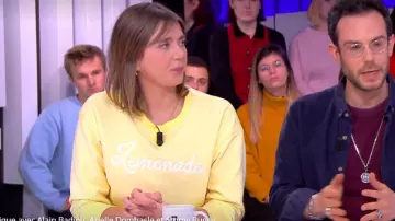 Sweatshirt round neck embroidered Lemonade in yellow cotton Camille Dauxert in the issuance Clicks