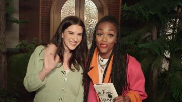 Alice + Olivia Surdimensionné Couleur-Bloc Manteau porté par Rachel Lindsay sur Good Morning America, le 18 Mars 2020