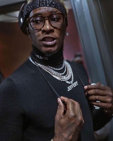 Cuello de tortuga de Young Thug en la cuenta de Instagram de @youngthug