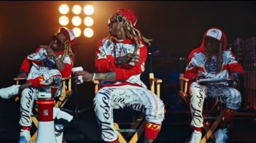 Moschino King Of Clothes Print Cap worn by Lil Wayne in the music video Lil Wayne - Mama Mia (Official Video)