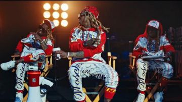 Moschino Red & White Hood­ie worn by Lil Wayne in the music video Lil Wayne - Mama Mia (Official Video)