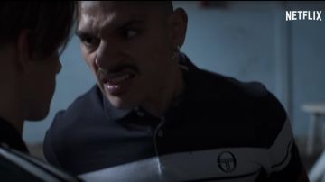 Polo Sergio Tacchini porté par Gabbiano (Daniele Vicorito) dans Ultras