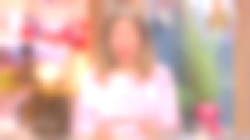 Le sweat tacheté à message " Vacances, j'oublie tout" de Agathe Lecaron dans La maison des maternelles le 19.03.2020