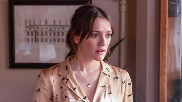 Embroided Horse Shirt of George (Charlotte Ritchie) in Feel Good (S01)