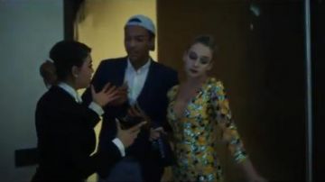 Yel­low Dress worn by Carla (Ester Expósito) in Elite Season 3 Episode 4