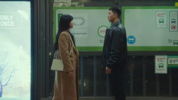 Dou­ble-breast­ed Tai­lored Coat worn by Oh Soo Ah (Kwon Nara) in Itaewon Class Episode 6