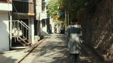 Schutz Ci­cera Boots worn by Jo Yi Seo (Kim Da-mi) in Itaewon Class Episode 5