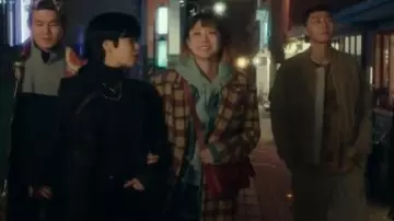 Mul­ti Check Sin­gle Coat worn by Jo Yi Seo (Kim Da-mi) in Itaewon Class Season 1 Episode 11