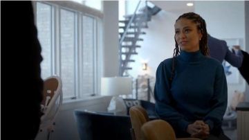 La sarcelle d'hiver un Pull à col Roulé porté par Teri (Meta Golding) dans l'Empire Saison 6, Épisode 14