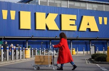 The IKEA Wembley on the account Instagram of @virgilabloh