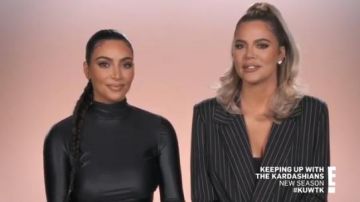 Écharpe à rayures Blazer porté par Khloé Kardashian en accord avec les Kardashians Saison 18 Épisode 1