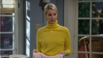 Yellow Turtleneck worn by Mandy Baxter (Molly McCook) in Last Man Standing Season 8 Episode 16