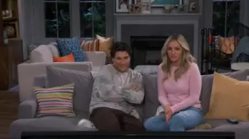 Pink Sweater worn by Rebecca (Abby Elliott) in Indebted Season 1 Episode 8