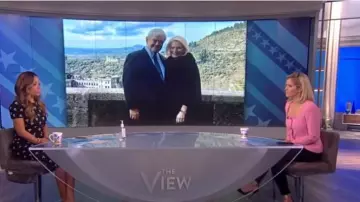 Veronica beard Ria Square Neck Jack­et worn by Sara Haines on The View March 26, 2020