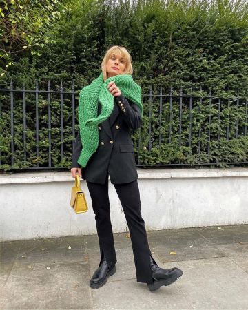 Pants Black of Naaomi on the Instagram account @naaomiross