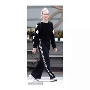 Adidas Originals Jambe Large Techno Pantalon porté par Margot Robbie Los Angeles le 31 Mars 2020