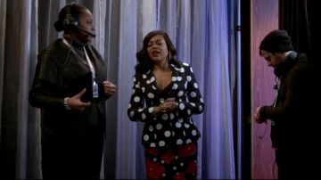 Jupe mi-longue porté par les témoins Lyon (Taraji P. Henson) dans l'Empire Saison 6 Épisode 15