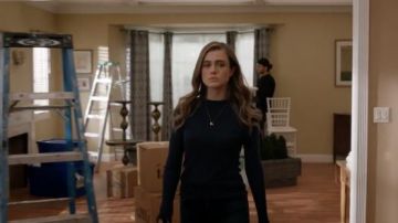 Navy Ribbed Sweater worn by Michaela Stone (Melissa Roxburgh) in Manifest Season 2 Episode 12