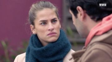 The earrings worn by Vicroire Lazaru (Solène Hébert) in Tomorrow belongs to us