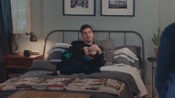 Valentino Love Intarsia Sweater worn by David Rose (Daniel Levy) in Schitt's Creek (S06E14)