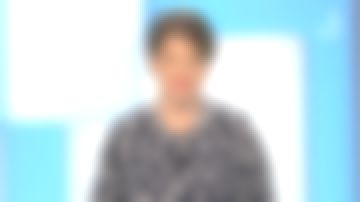 The blouse polka dot Melanie's Taravant in C to say the 06 04 2020