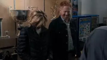 Black Puffer Coat worn by Claire Dunphy (Julie Bowen) in Modern Family Season 11 Episode 18