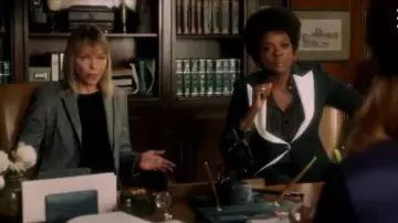 Chain Print Shirt worn by Annalise Keating (Viola Davis) in How to Get Away with Murder Season 6 Episode 11