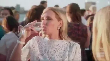 Pendientes de doble perla usados por Sonja Morgan en The Real Housewives of New York City Temporada 12 Episodio 2