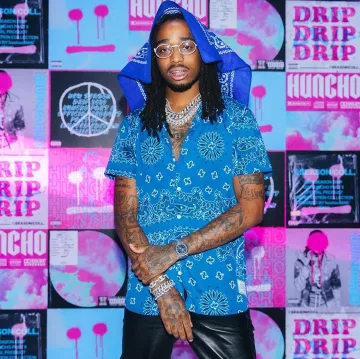 Camiseta con estampado de pañuelo que lució Quavo en su cuenta de Instagram @quavohuncho