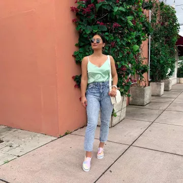 Bolso Basket Weave Faux Leather de Kristaperez en la cuenta de Instagram @kristaperez