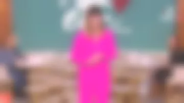 El traje rosa ojal que Isabel Marant lució daphné Bürki en el espectáculo Je t'aime etc...