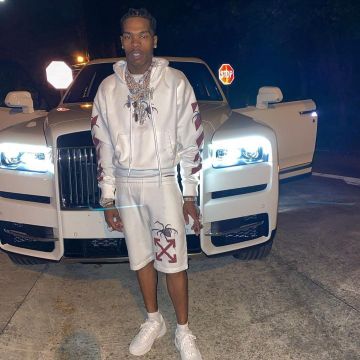 Los pantalones cortos Off White que lleva Lil Baby en su cuenta de Instagram @lilbaby_1 