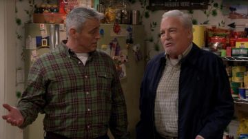 Ralph Lauren navy blue windbreaker jacket worn by Joe Burns (Stacy Keach) in Man with a Plan (S04E03)
