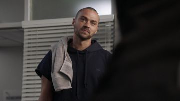 G-Star Raw Tendric Stor Manches Courtes à Capuche porté par le Dr Jackson Avery (Jesse Williams) comme on le voit dans la Gare 19 (S03E12)