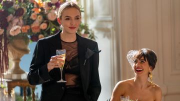 El Blazer Negro como los chicos de Villanelle (Jodie Comer) en Killing Eve (S03E01)