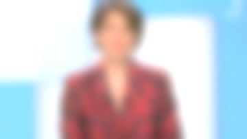 The jacket tailored collar jacquard flowers pattern Blue night of Melanie Taravant in C to tell the 13.04.2020