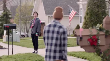 The windproof Nike ACG gray and pink of Josh Dun in the clip Level of Concern of Twenty one pilots