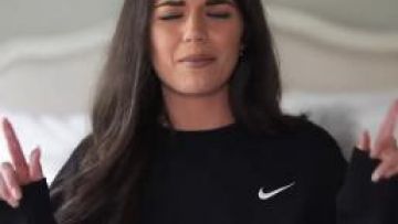 Black Sweat­shirt worn by Madison Prewett in The Bachelor