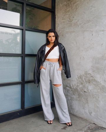 Storets Slash Salon Pantalon porté par Michelle Infusino sur son Instagram account @michelleinfusino