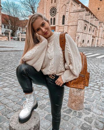 MCM Stark Side Stud Medium Backpack usada por Anna Scherg en la cuenta de Instagram @anpaulinas