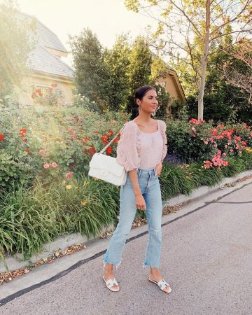 Los Hustler Ankle Chew Jeans de Rach Parcell en la cuenta de Instagram @rachparcell