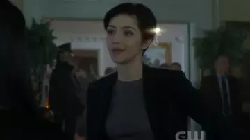 Zip Blazer in Black worn by Lisbeth (Katie Findlay) in Nancy Drew Season 1 Episode 18