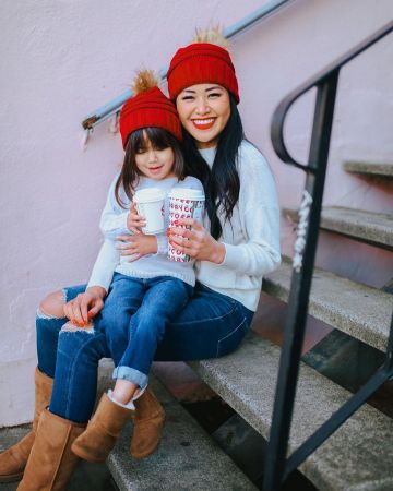 Bon américains en Détresse Skinny Jeans de Jen Vatthongxay sur l'Instagram account @piecesofemerald