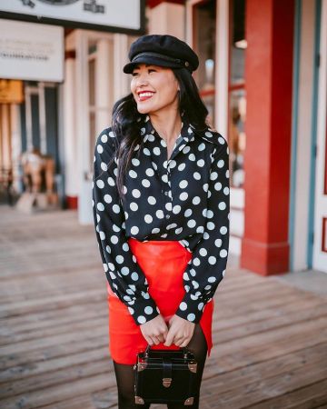 Polka Dot Shirt de Jen Vatthongxay sur l'Instagram account @piecesofemerald