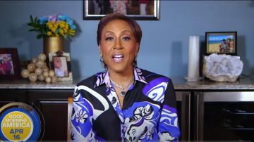 Emilio pucci Hanami Imprimer Chemise en Soie porté par Robin Roberts sur Good Morning America, le 16 avril 2020