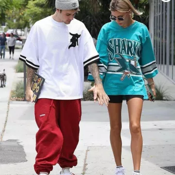 Justin Bieber Clothes Outfits Brands Style And Looks Spotern